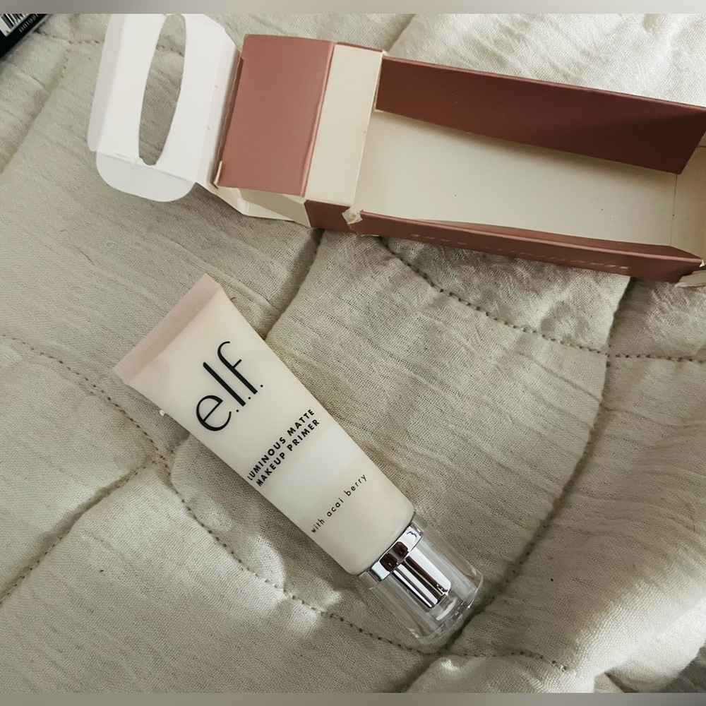 E.L.F. Bundle makeup - Picture 4 of 9